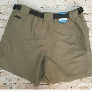 Columbia hiking shorts